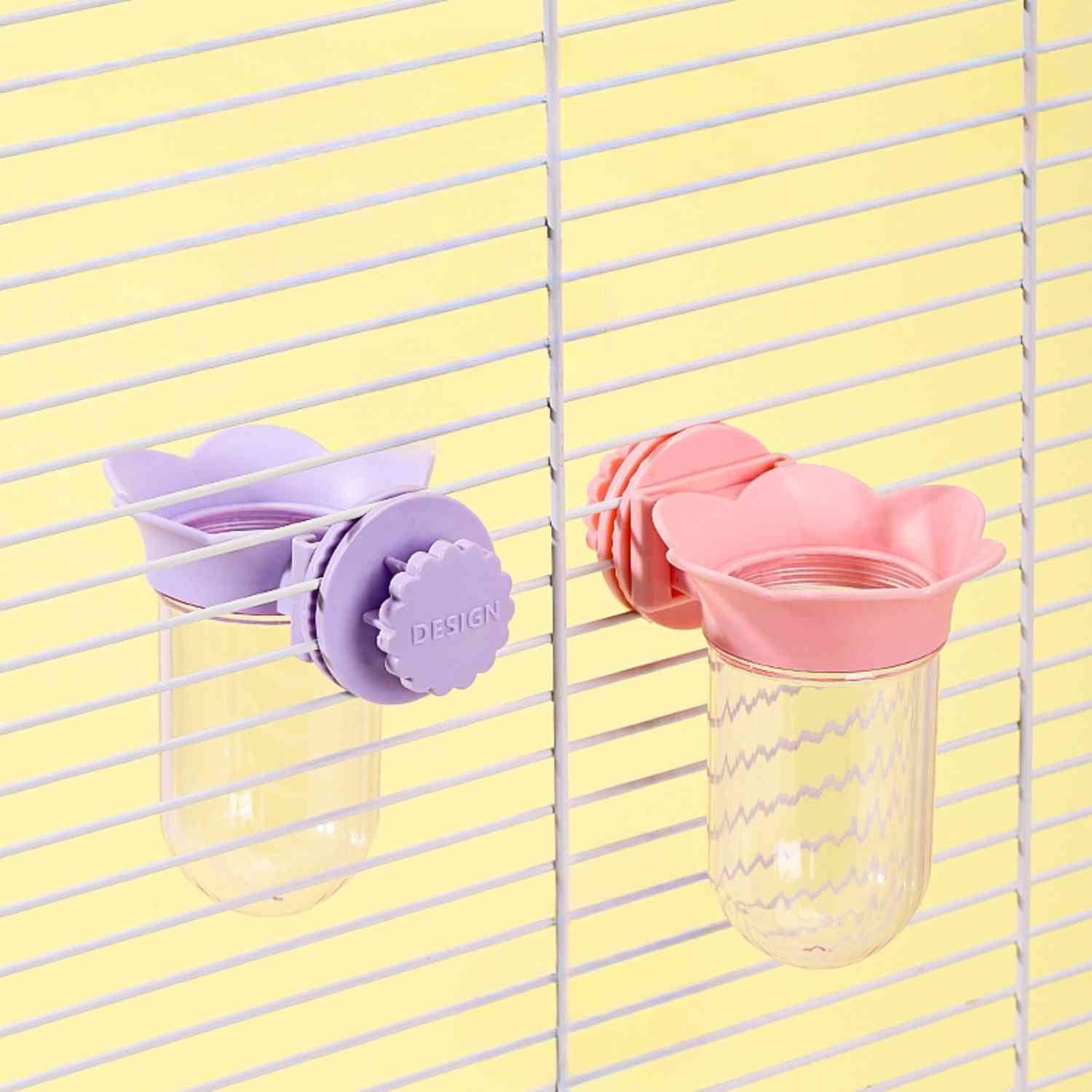 papegaai hydroponische fles pastel kleuren vasthouder op kooiwand